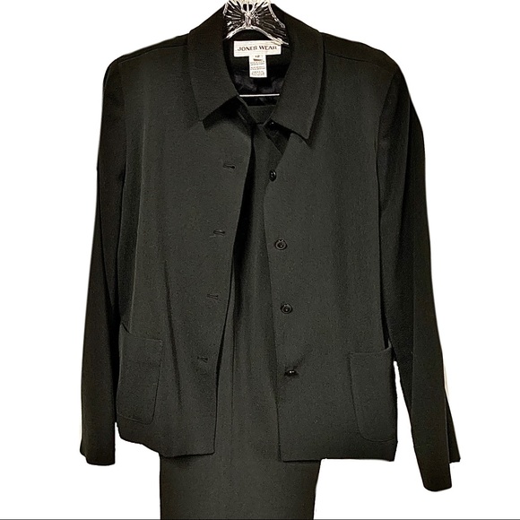 Charcoal Business Suit Jones NY (Jones Wear) Size 10/12 - Picture 4 of 16